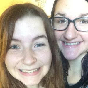 Meet your Posher, Holly